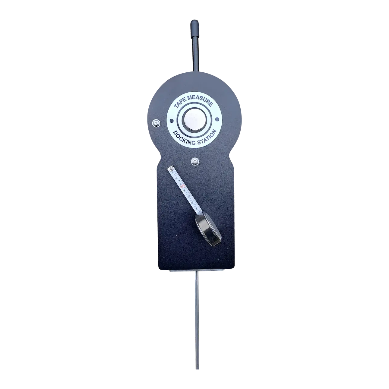 Närmast hållet skylt med måttband